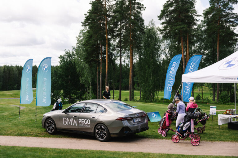 BMW-Ladies-110