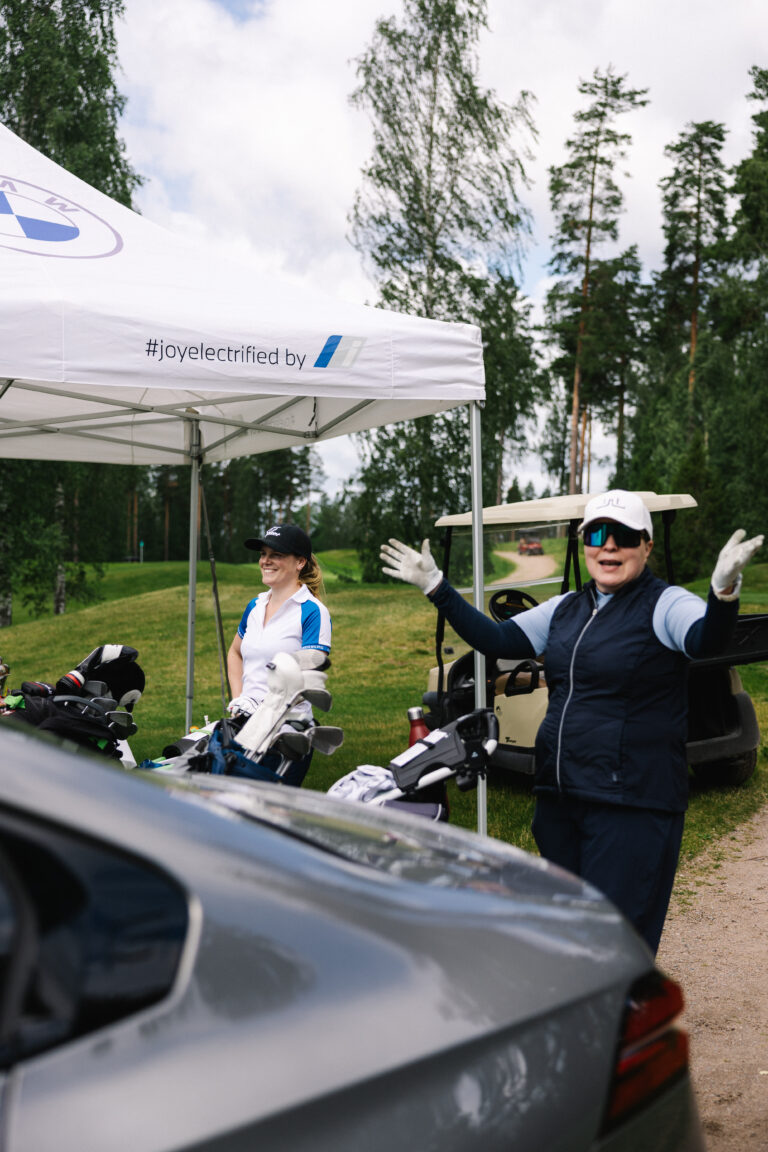 BMW-Ladies-128