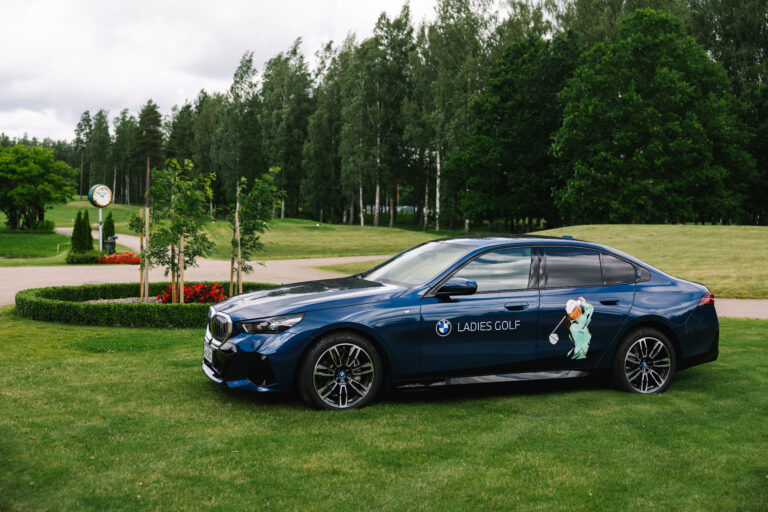 BMW-Ladies-158